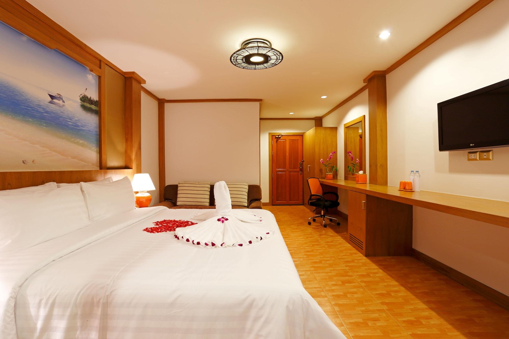 Chabana Resort Bang-Tao Beach Phuket- Sha Extra Plus Strand Bang Tao Exterior foto